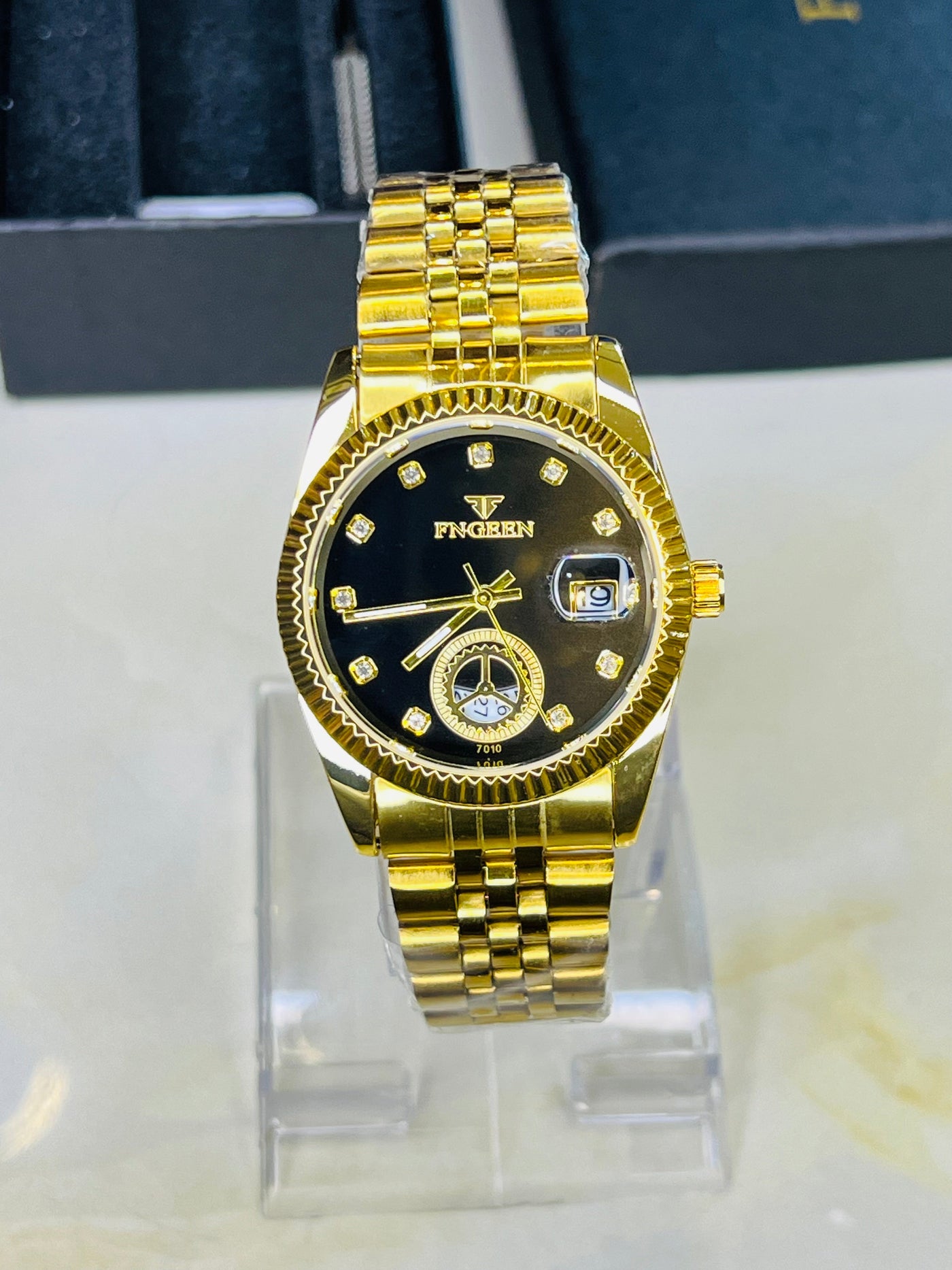 Fngeen Gold Black Watch For Her