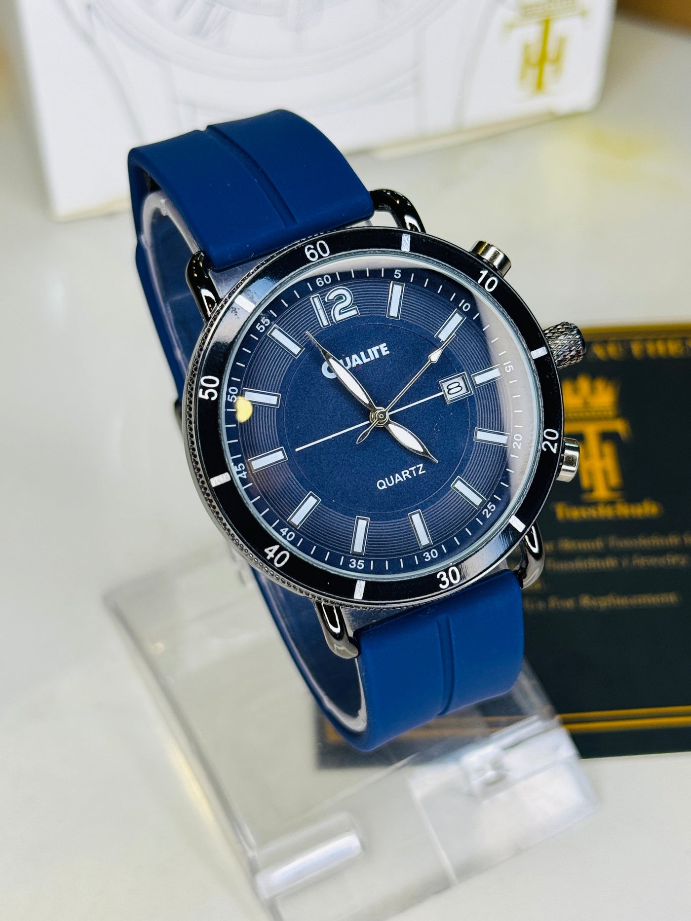 All Blue Qualite Magnet Strap Watch